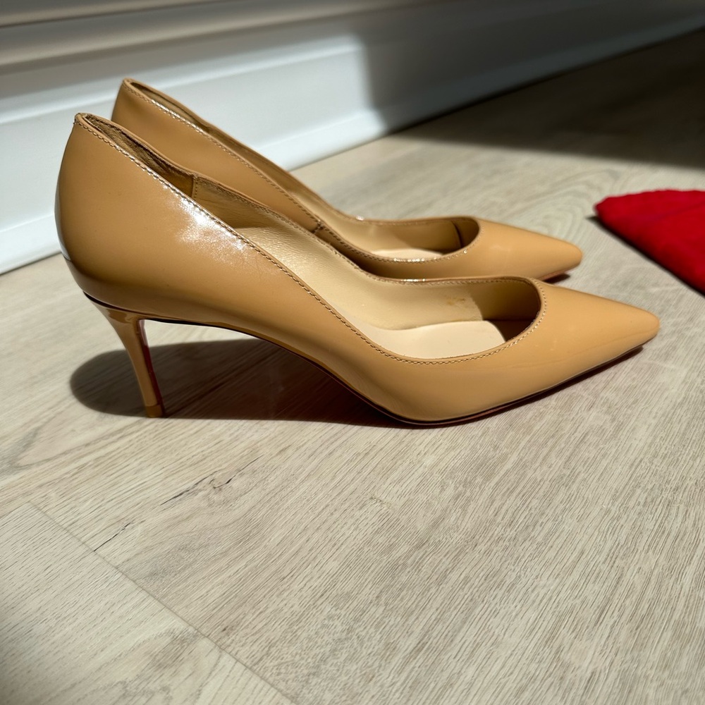 Christian Louboutin Beige Patent Leather Heels - Size 38 - Picture 2 of 8